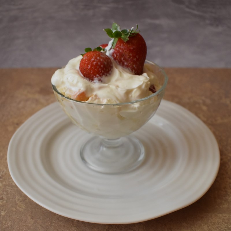 Lime-oncello strawberry trifle