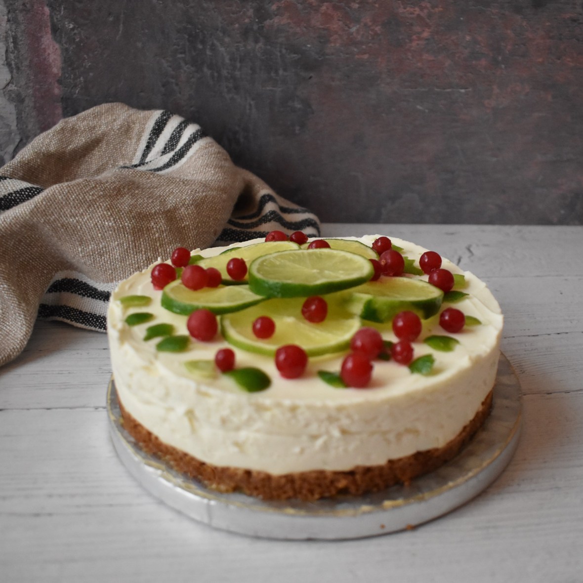 Lime goats cheesecake
