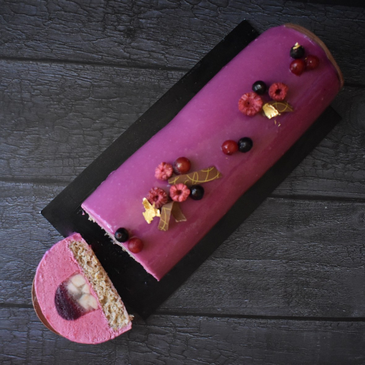 Purple Wonderland blackcurrant, raspberry and apple bûche