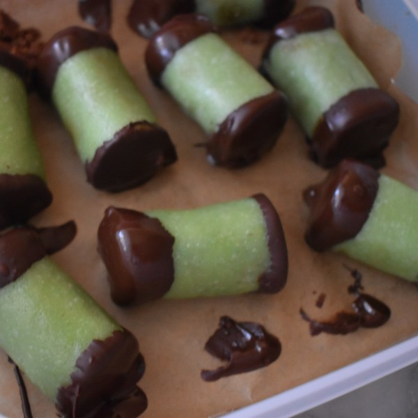 Swedish vacuum cleaner cakes - making