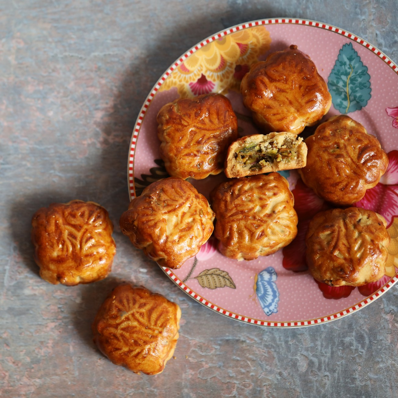Maple syrup pistachio mooncakes