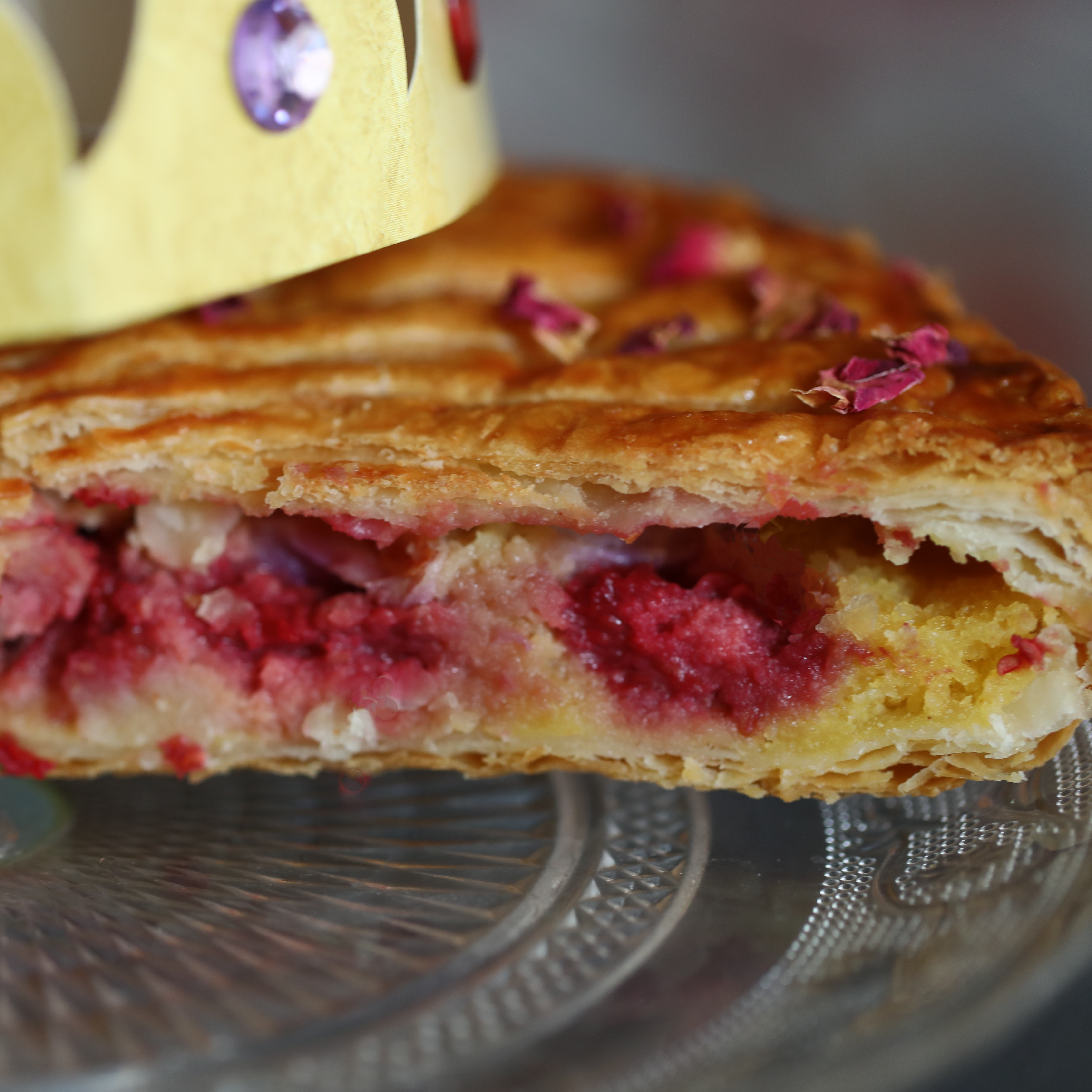 Galette Ispahan - raspberry, lychee and rose king's cake